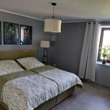 Zur Dorfkirche Nebra